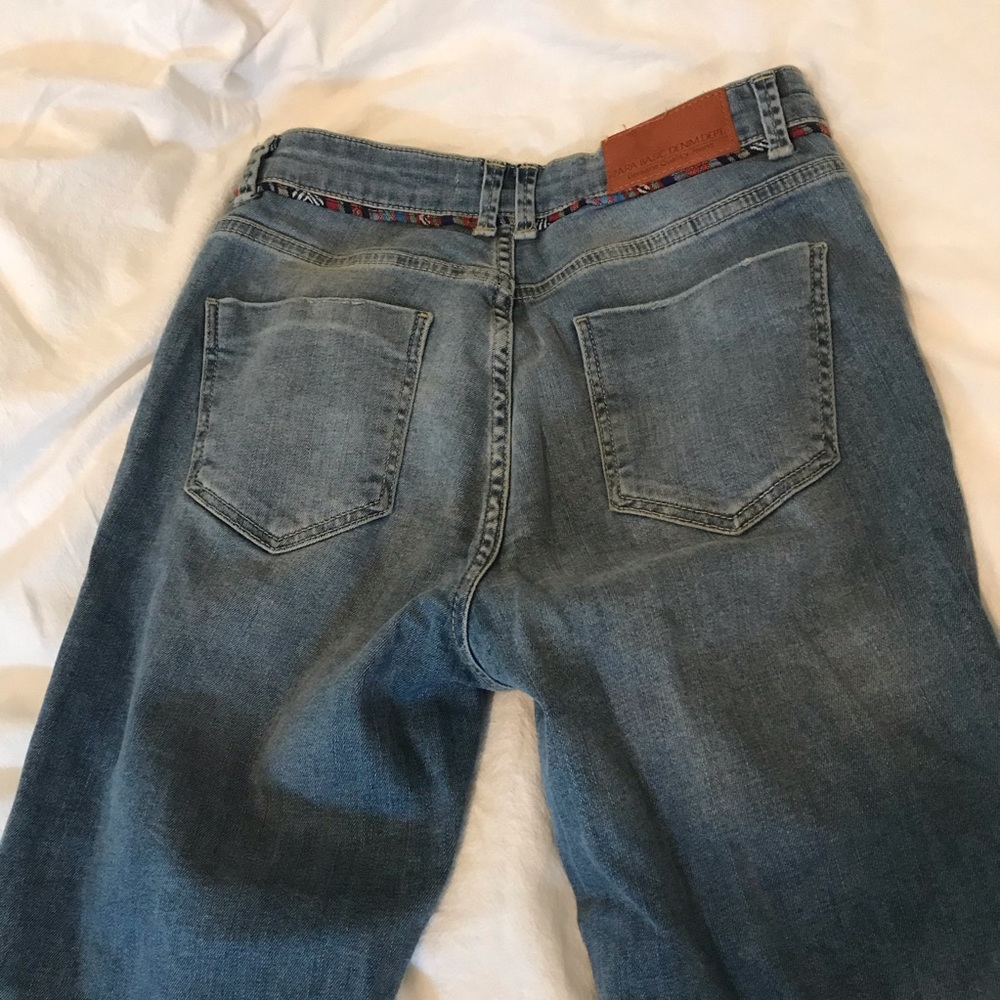 Ripped Zara Jeans- Tribal Print Detailing (Size 2)